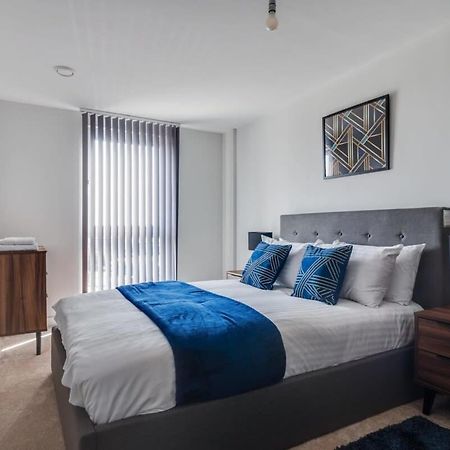 Lovely Riverside 2 Bed Apartment Leeds  Exteriör bild